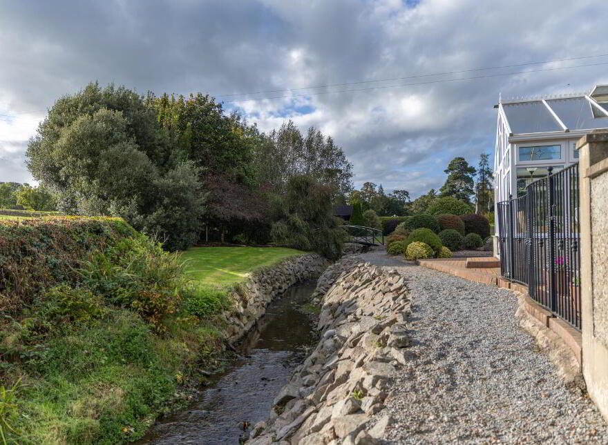 Oakvale, 12 Church Road, Newry, BT35 6NX