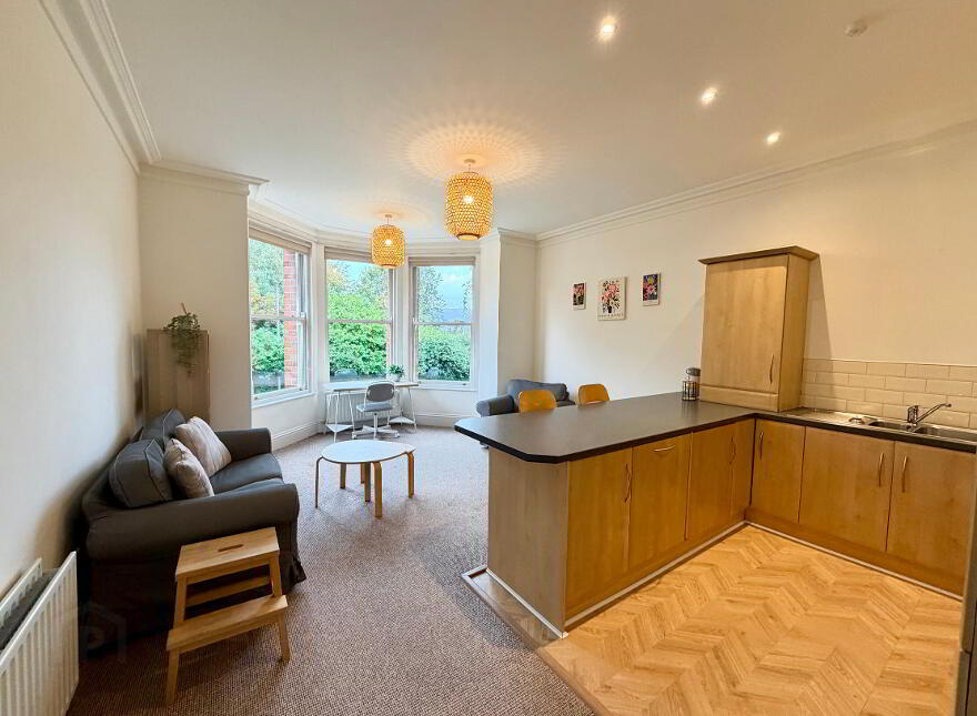 Apt E, Seaver House, 138 Malone Road, Belfast, BT9 5LH