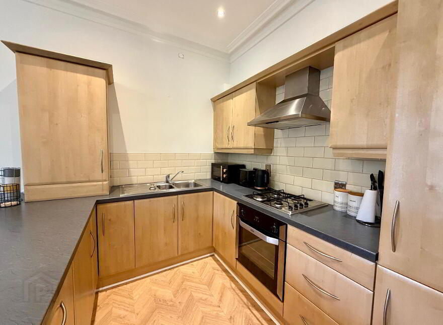 Apt E, Seaver House, 138 Malone Road, Belfast, BT9 5LH