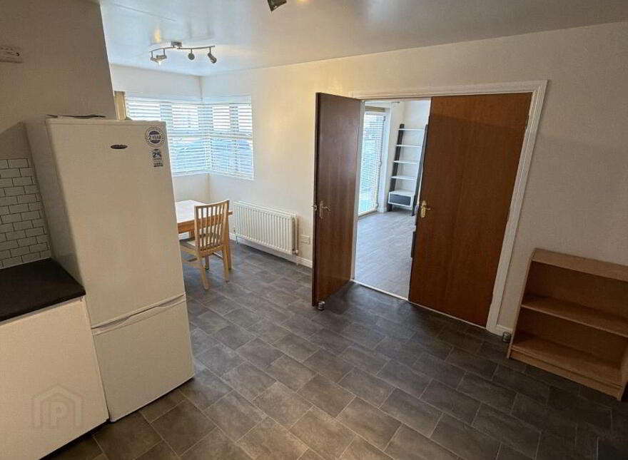 21 Forestgrove, Newtownbreda Road, Belfast, BT8 6AR