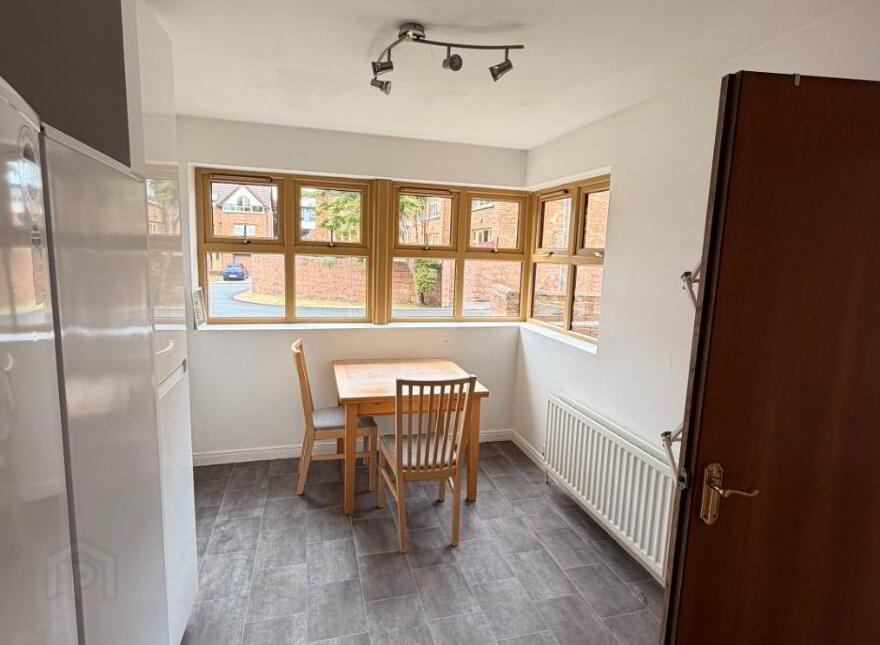 21 Forestgrove, Newtownbreda Road, Belfast, BT8 6AR