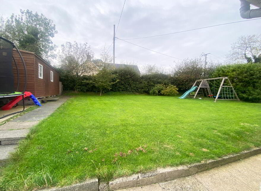 33 Kilmacrew Road, Banbridge, BT32 4EP