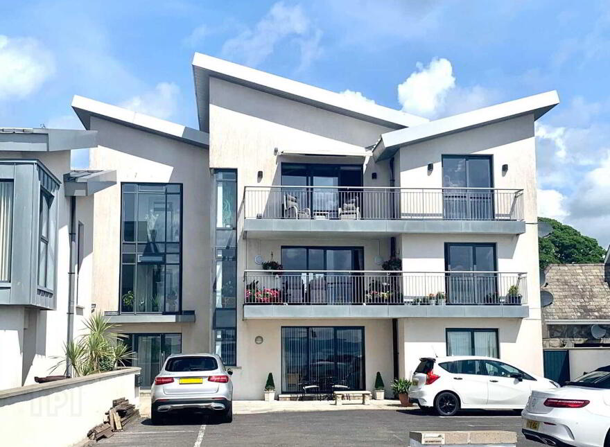13d Rhanbuoy Park, Carrickfergus, BT38 8BS
