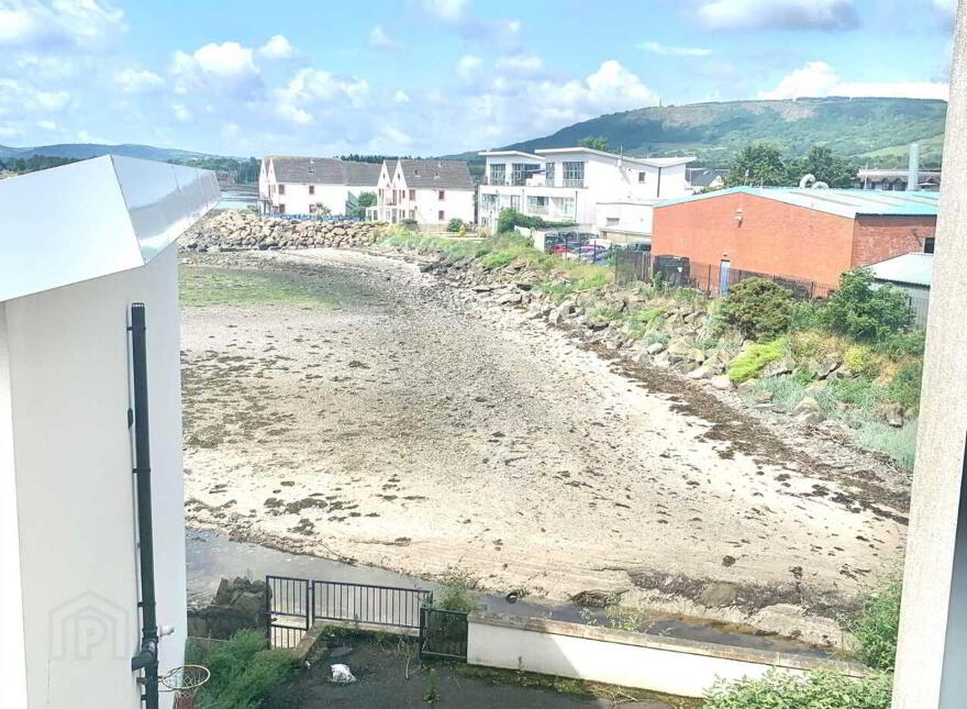 13d Rhanbuoy Park, Carrickfergus, BT38 8BS