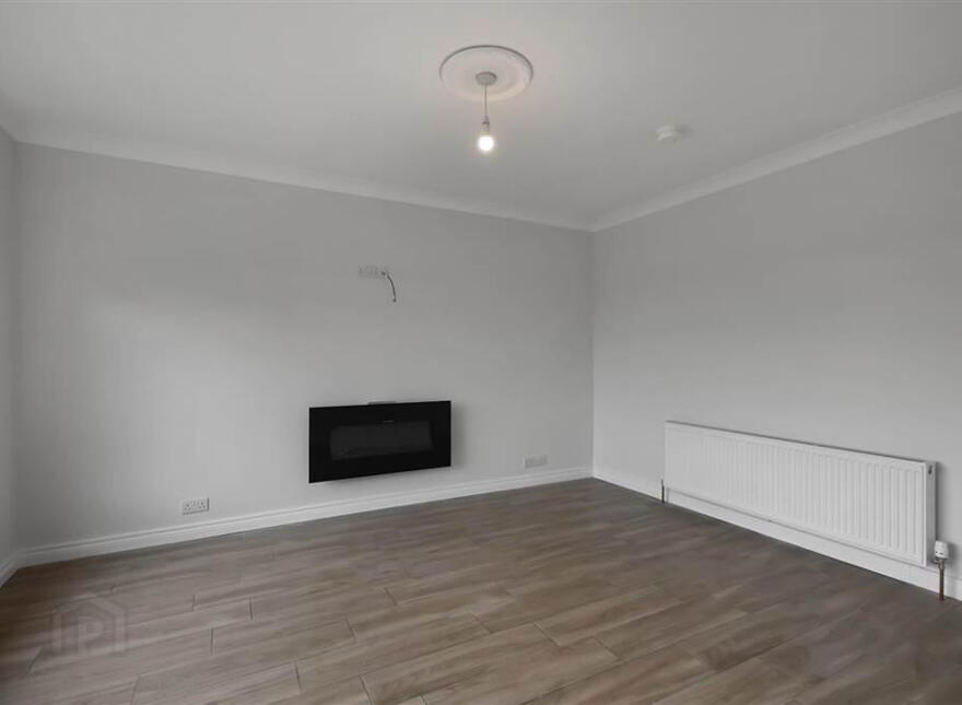2 Clintons Park, Downpatrick, BT30 6NS