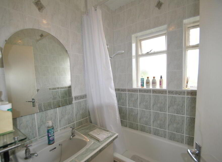 Limerick Road, Carrig, Roscrea, E53T209