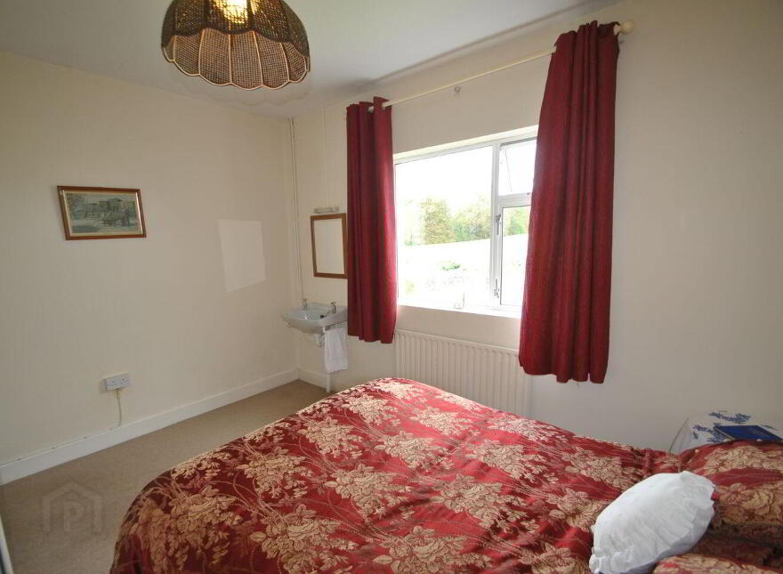 Limerick Road, Carrig, Roscrea, E53T209