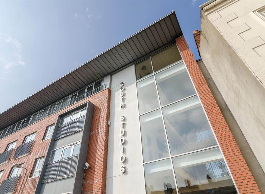Apt 9 South Studios, 85 Tates Avenue, Belfast, BT9 7BS