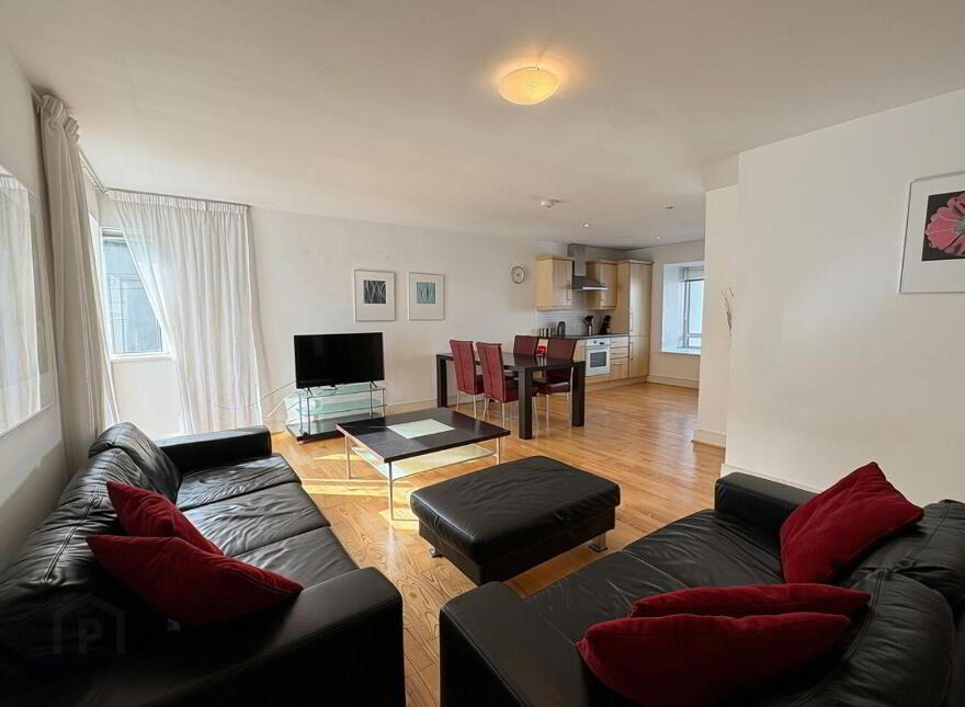 16 Shearwater, Pier Road, Kinsale, P17NA09