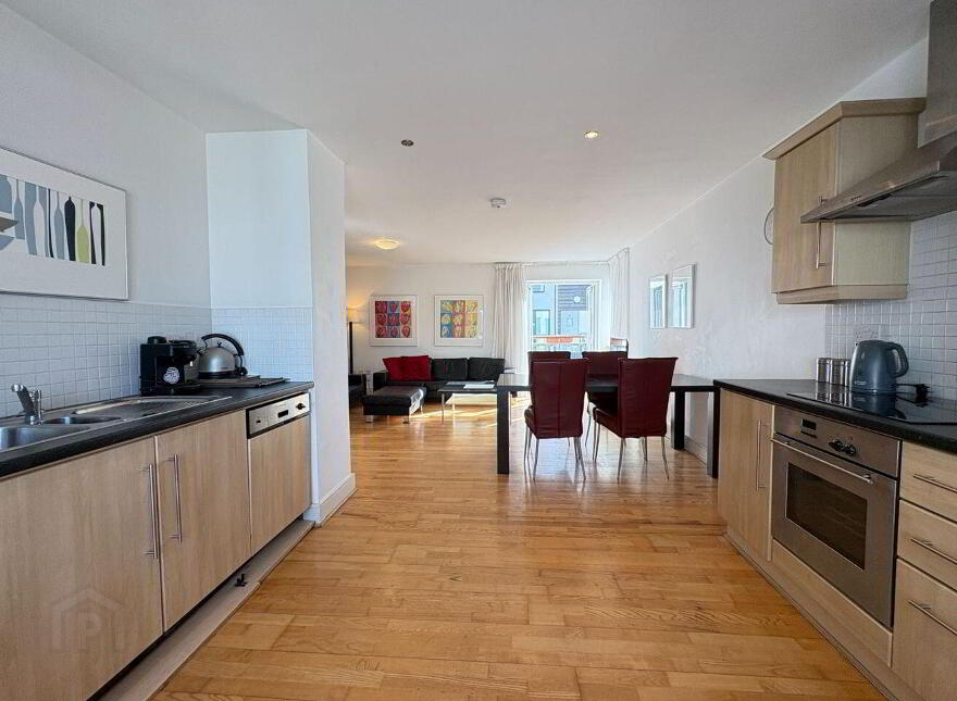 16 Shearwater, Pier Road, Kinsale, P17NA09