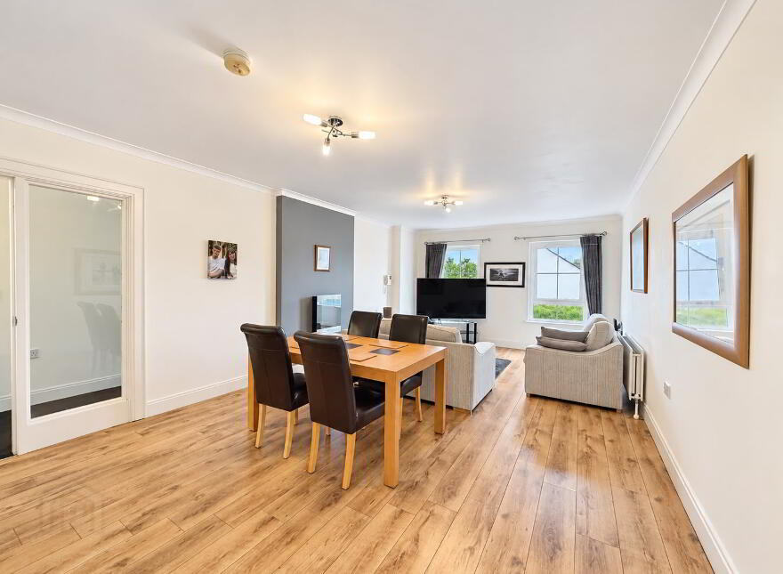 274 Larne Road, Carrickfergus, BT38 9BN