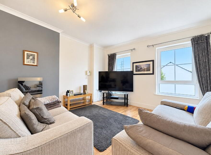 274 Larne Road, Carrickfergus, BT38 9BN