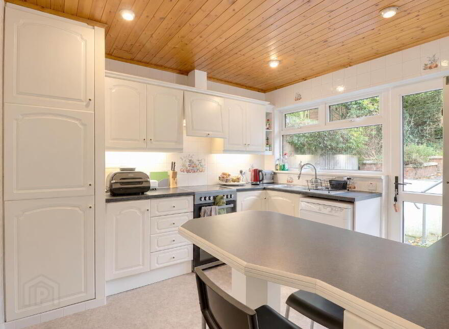 24 Saratoga Avenue, Newtownards, BT23 4BD