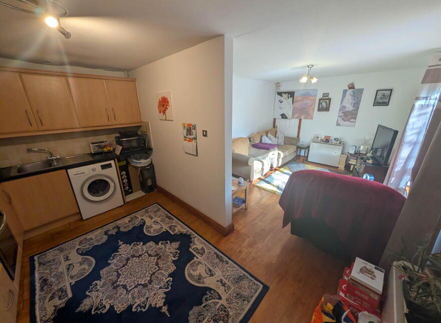 6 Meadowhill, Glen Road, Belfast, BT11 8QR