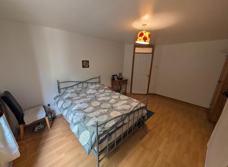 6 Meadowhill, Glen Road, Belfast, BT11 8QR