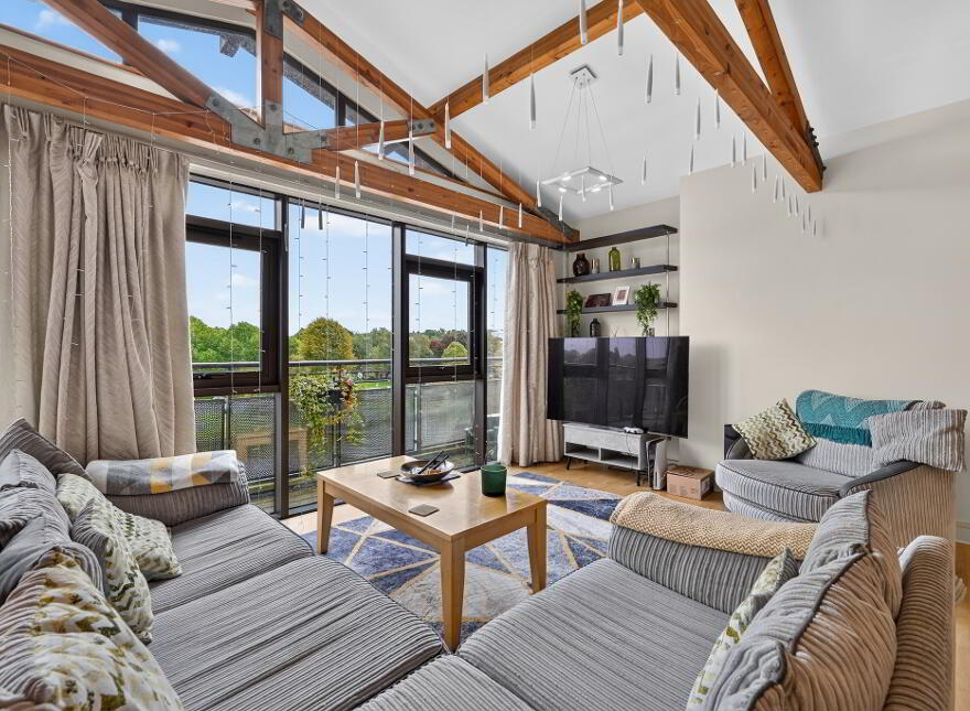 28 Stranmillis Wharf, Belfast, BT9 5GN