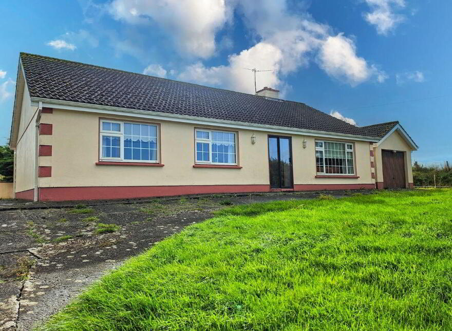 Kinaffe, Kiltimagh, F12PX67