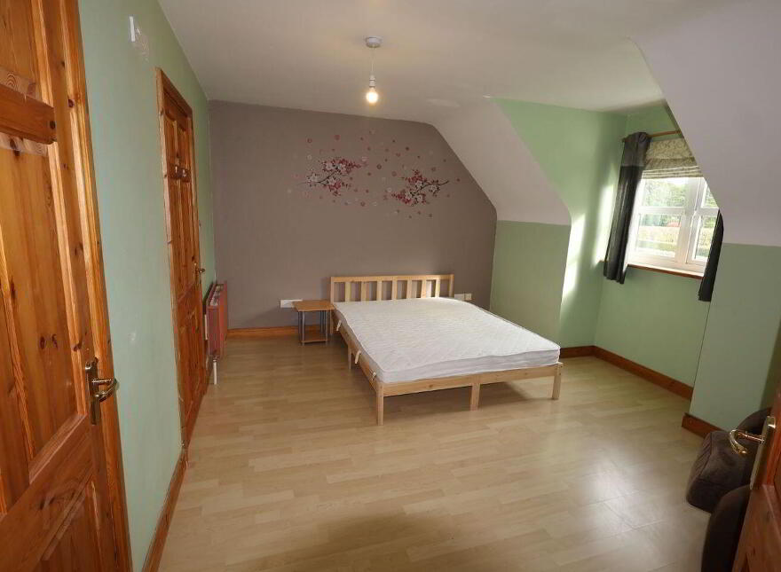 Crane, Ballinabarna, Ballinabarna, Y21XP82