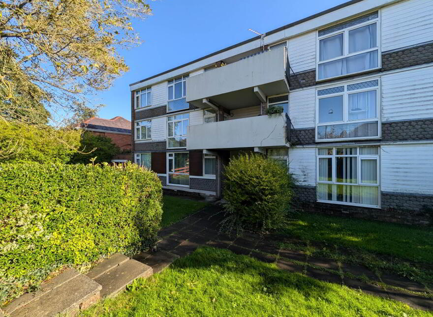 220a Upper Lisburn Road, Finaghy, Belfast, BT10 0LB