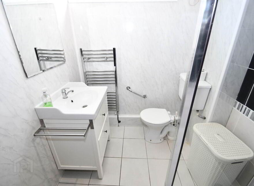 220a Upper Lisburn Road, Finaghy, Belfast, BT10 0LB