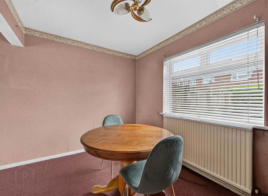 19 Knocknagoney Park, Belfast, BT4 2PT