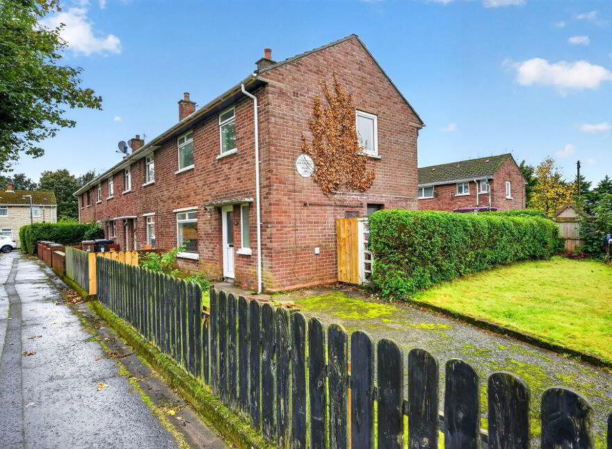 19 Knocknagoney Park, Belfast, BT4 2PT