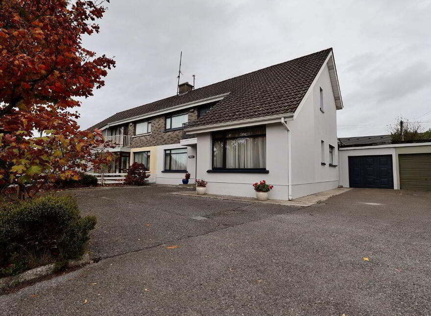 Villeneuve, 13 Roscommon Road, Athlone, N37R2X0