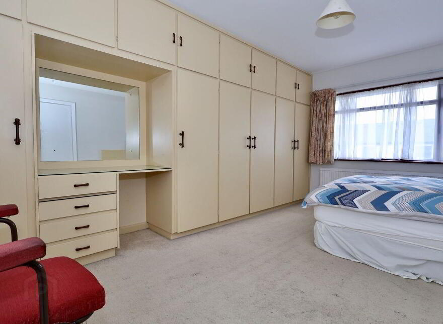 Villeneuve, 13 Roscommon Road, Athlone, N37R2X0