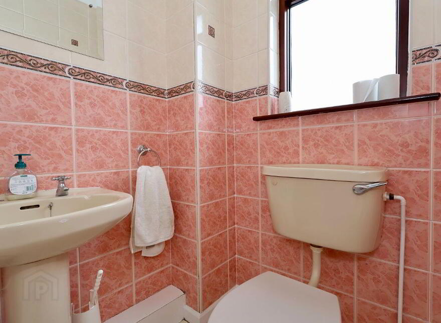 Villeneuve, 13 Roscommon Road, Athlone, N37R2X0