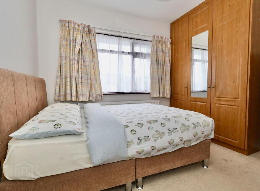 Villeneuve, 13 Roscommon Road, Athlone, N37R2X0