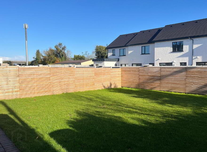 Villeneuve, 13 Roscommon Road, Athlone, N37R2X0