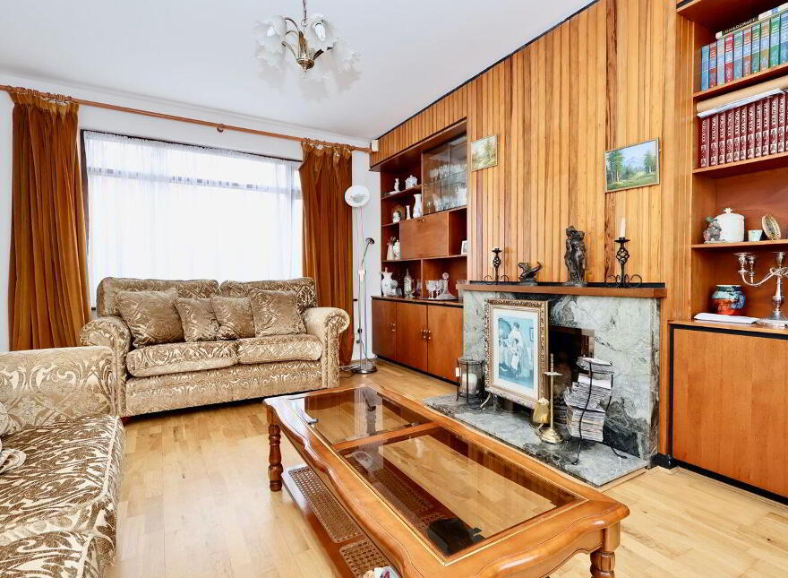 Villeneuve, 13 Roscommon Road, Athlone, N37R2X0