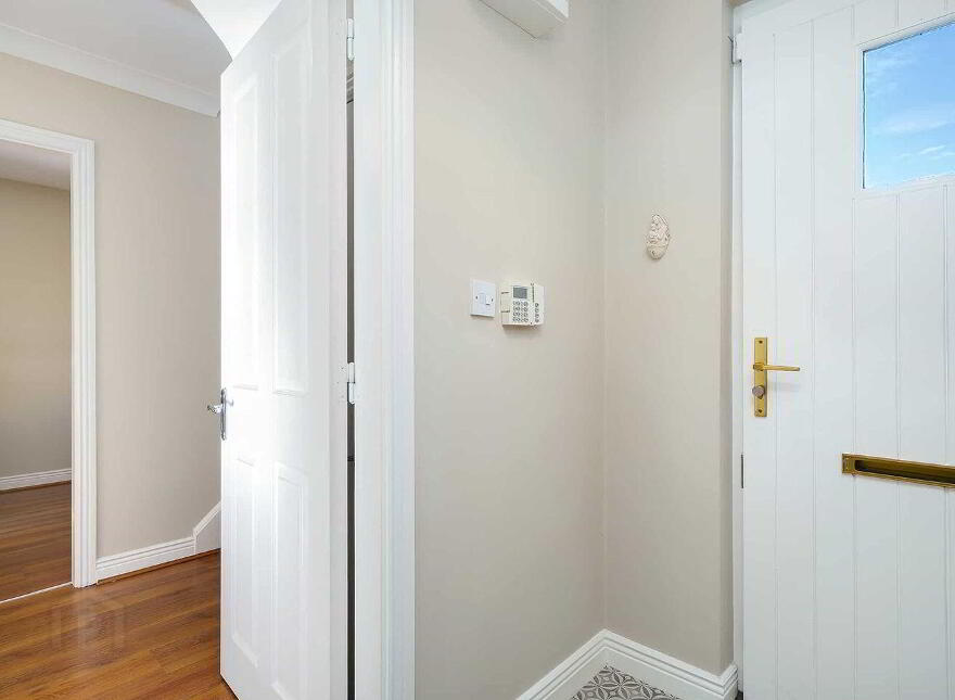 2 Delhurst Mews, Ongar Park, Ongar, D15