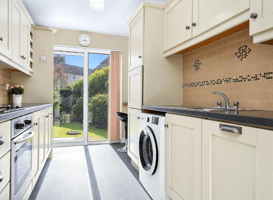 2 Delhurst Mews, Ongar Park, Ongar, D15