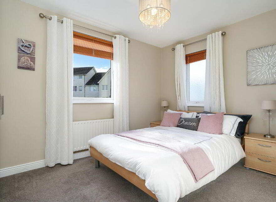 2 Delhurst Mews, Ongar Park, Ongar, D15