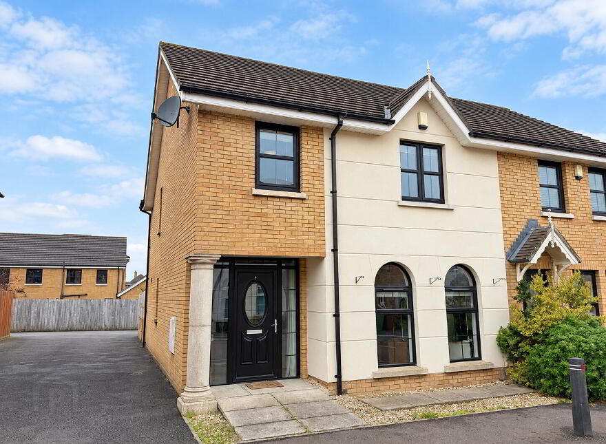 75 Mornington Gardens, Lisburn, BT28 2WP