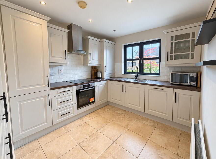 75 Mornington Gardens, Lisburn, BT28 2WP
