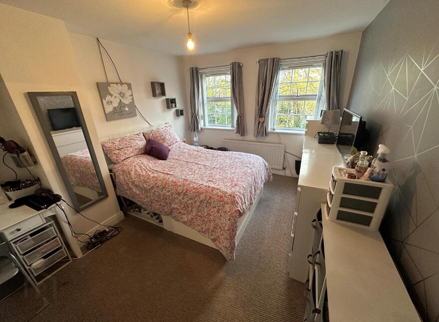 8 Laurel Mews, Dromore, BT25 1FT