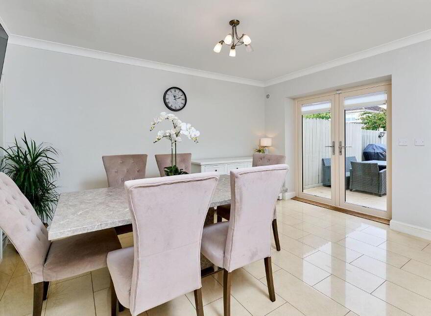 34 Newcastle Woods Drive, Enfield, A83FK40