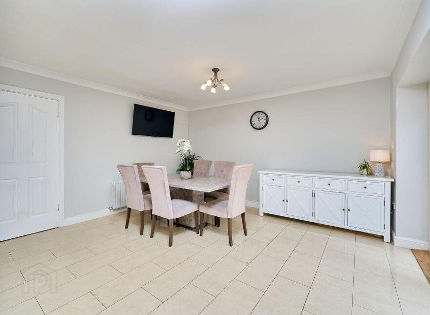 34 Newcastle Woods Drive, Enfield, A83FK40