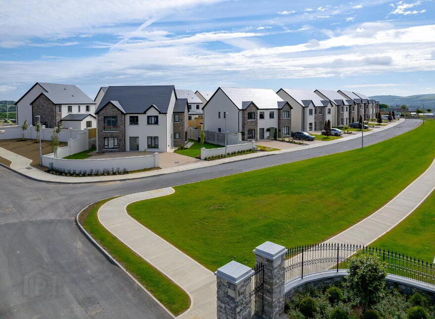 12 Rose Garden, Rose Hill, Mallow, P51R2KC
