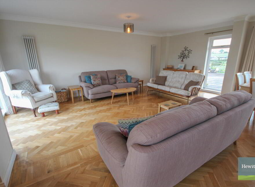 25 Derrycrew Road, Loughgall, BT61 8PW