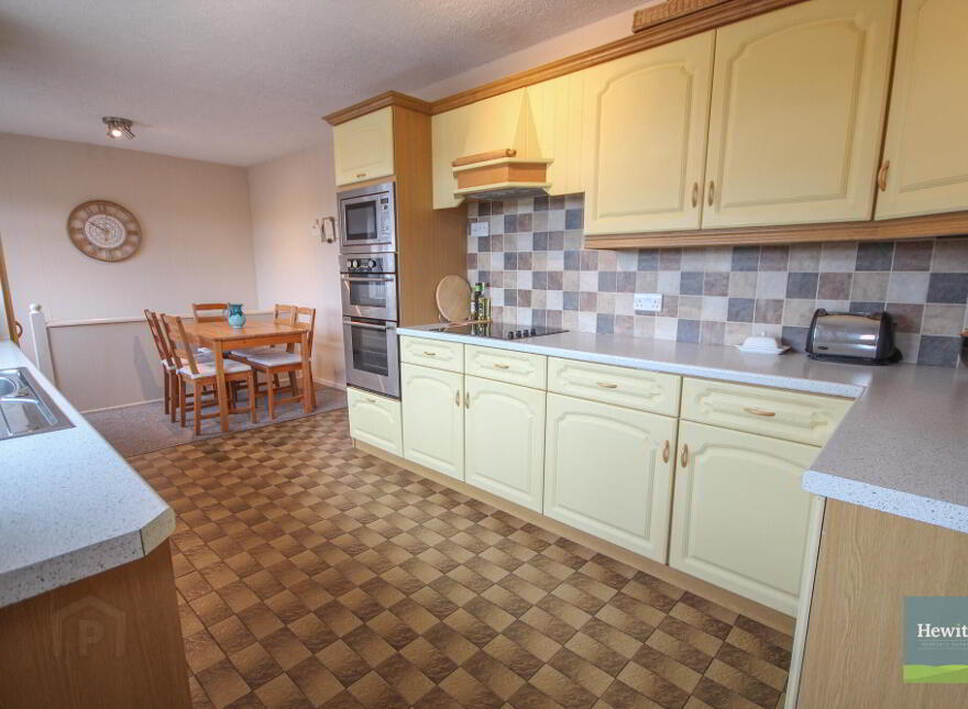 25 Derrycrew Road, Loughgall, BT61 8PW