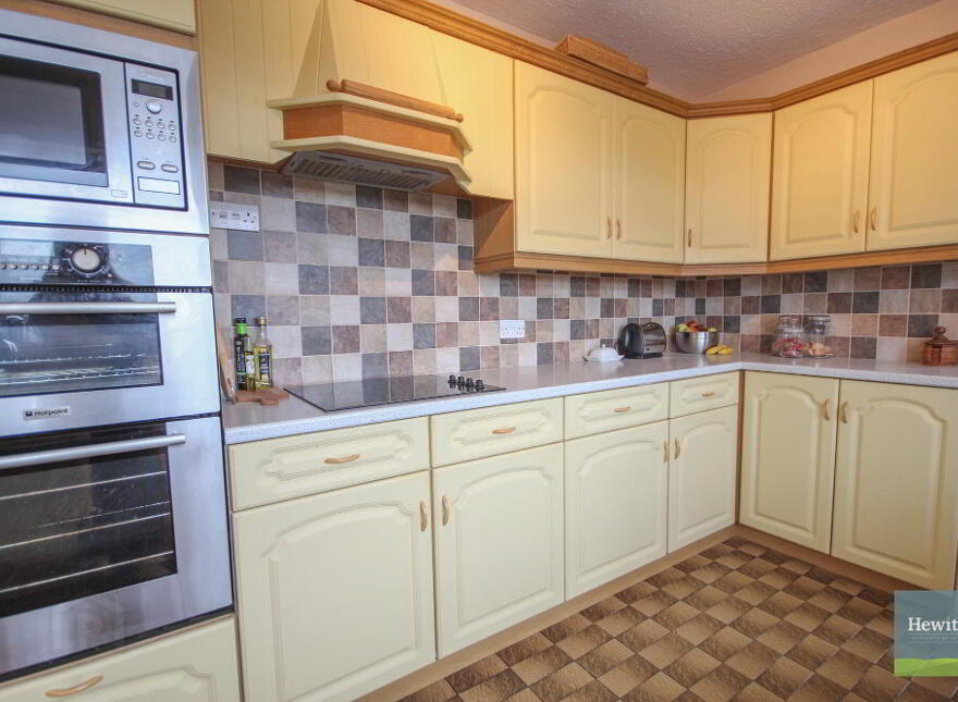 25 Derrycrew Road, Loughgall, BT61 8PW