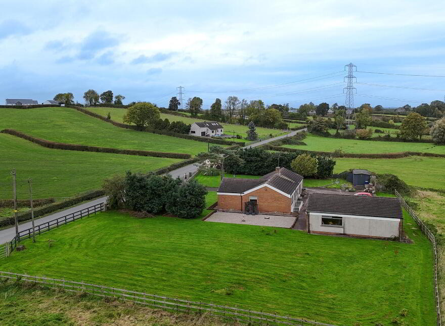 25 Derrycrew Road, Loughgall, BT61 8PW