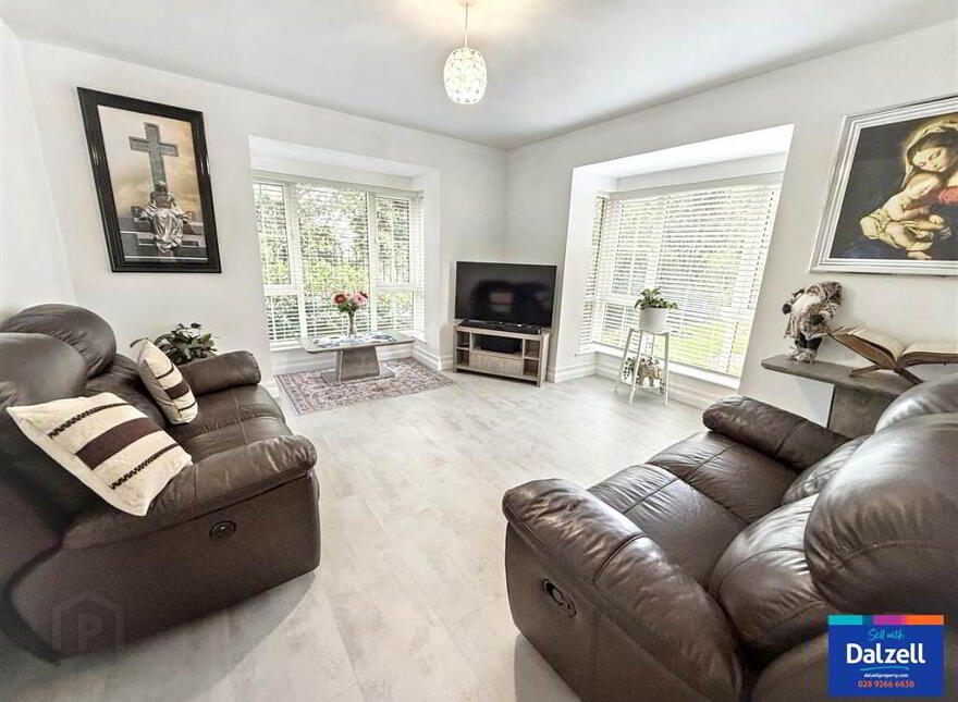6 Charlestown Hall Brae, Lisburn, BT28 0AG