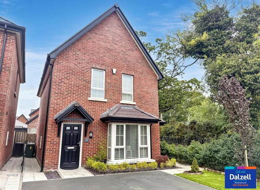 6 Charlestown Hall Brae, Lisburn, BT28 0AG