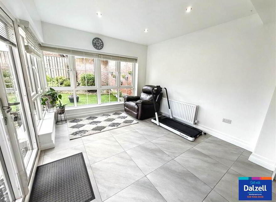 6 Charlestown Hall Brae, Lisburn, BT28 0AG