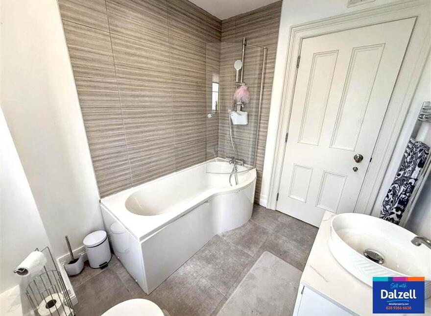 6 Charlestown Hall Brae, Lisburn, BT28 0AG