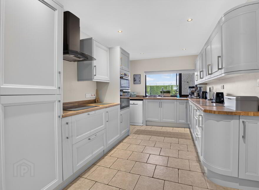 27 Woodside Road, Ballymena, BT42 4HX